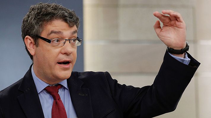 Los desayunos - La parte regulada de la luz seguirá congelada en 2018