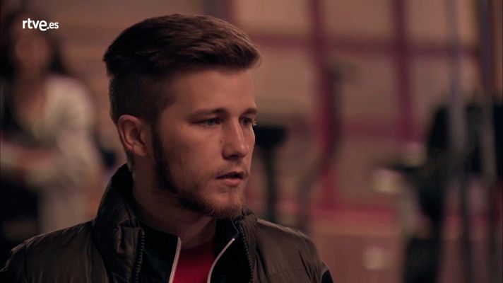 Servir y proteger - Jairo rompe con Paty