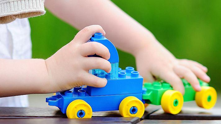 Telediario 1 - Niños 'influencers' de juguetes en Youtube