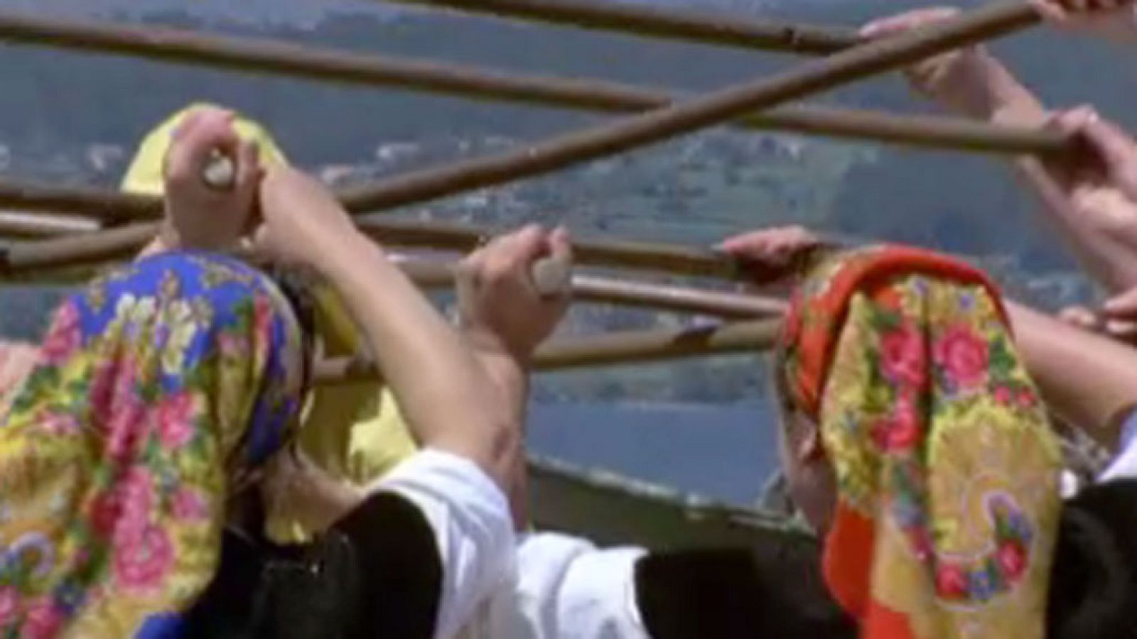 Raíces - Danzas y el mar