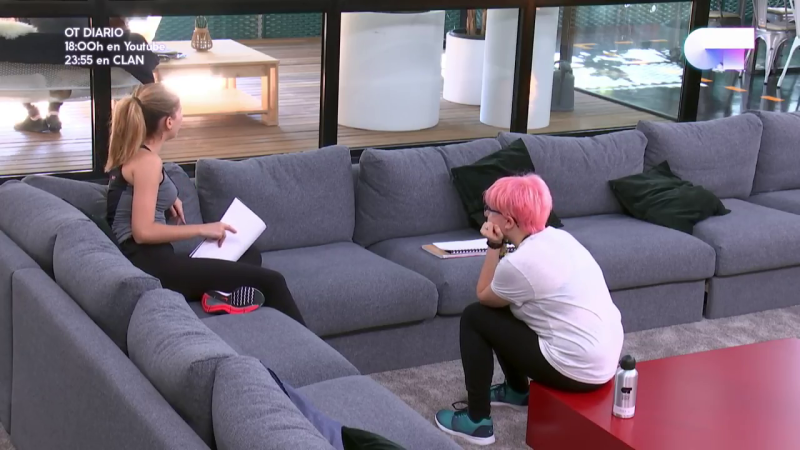 Operacin Triunfo - Mireya y Marina, las nominadas, ensayan sus temas