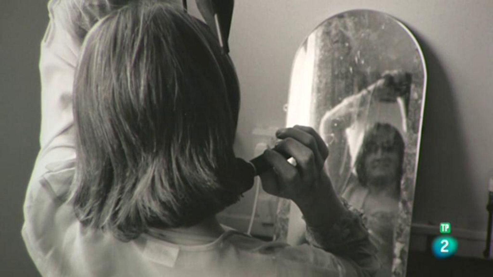 Atención Obras - Exposición "En Rebeldía. Narraciones femeninas en el mundo árabe"