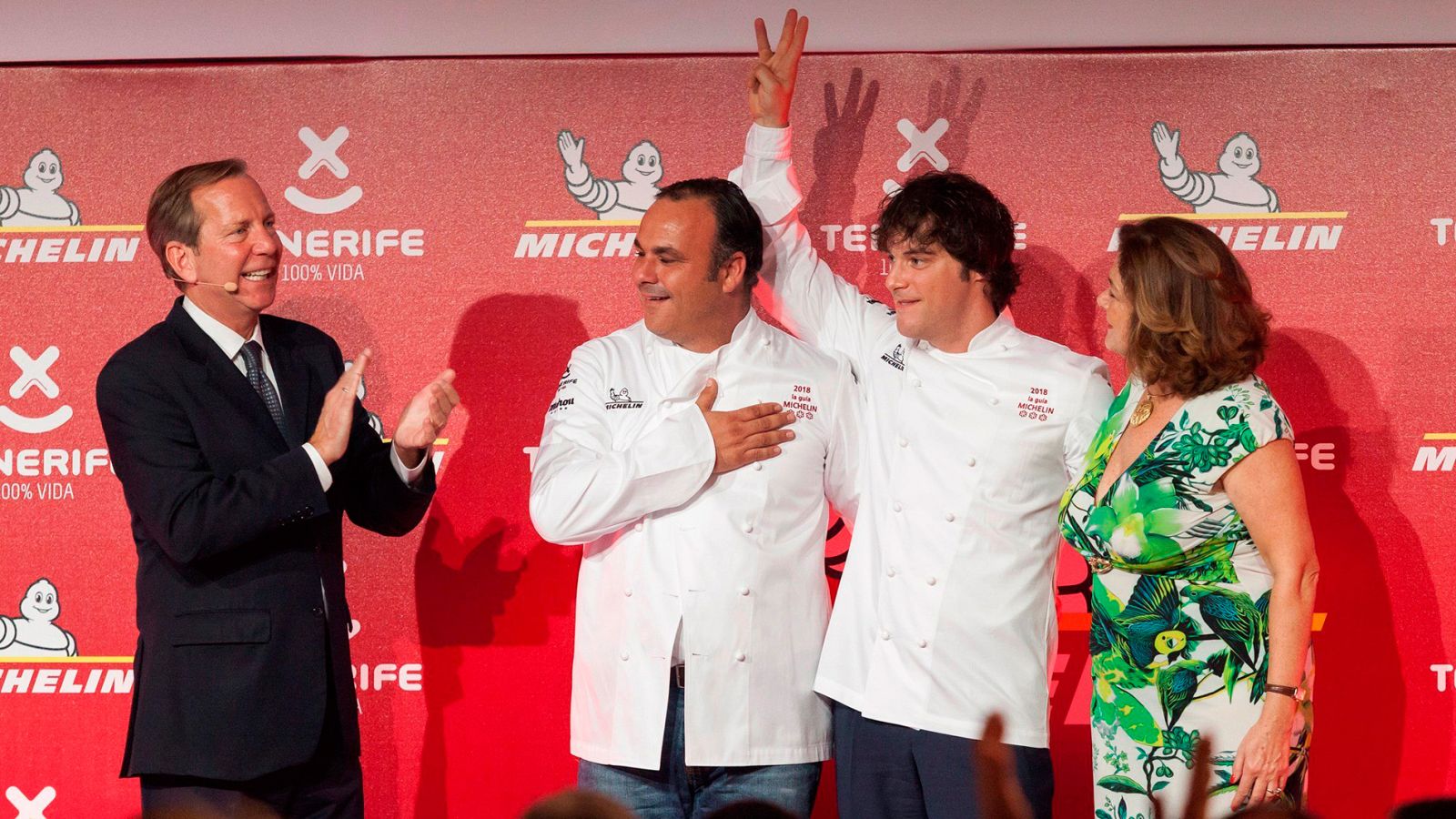 Abac, de Jordi Cruz, y Aponiente, de Ángel León, son los nuevos restaurantes tres estrellas de la guía Michelín