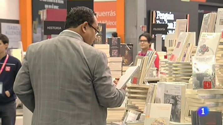 Telediario 1 - Gran afluencia de público en la inauguración de la Feria Internacional del Libro de Guadalajara