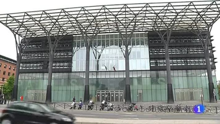 Telediario 1 - Nueva ley en Francia que fijará en 15 años la edad mínima para una relación sexual consentida