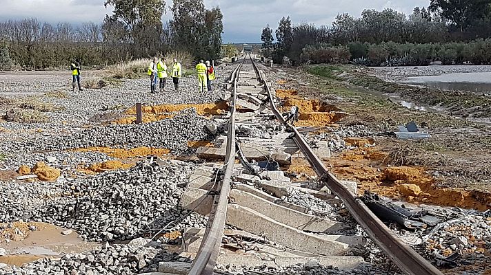 Informativo 24h - Varios heridos al descarrilar un tren de la línea Málaga-Sevilla