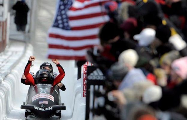 - EE. UU., campeón de bobsleigh