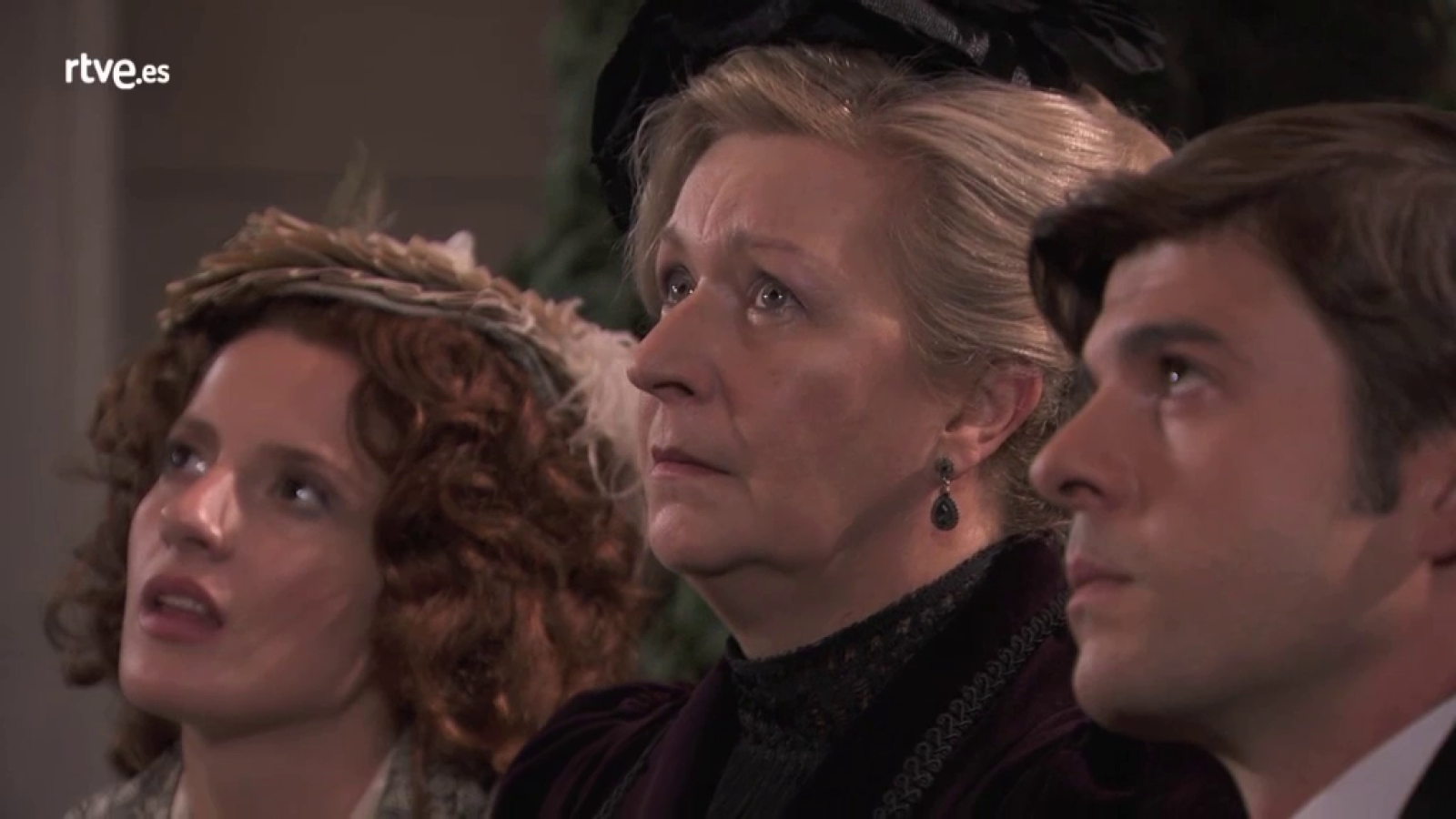 Acacias 38 - Arturo descubre la verdadera relación madre e hijo de Susana y Simón