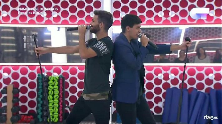 OT 2017 - Alfred y Agoney cantan 'The lady is a tramp'