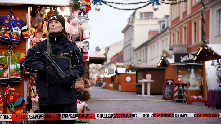 Informativo 24h - La Policía alemana detona un paquete explosivo cerca de un mercadillo navideño
