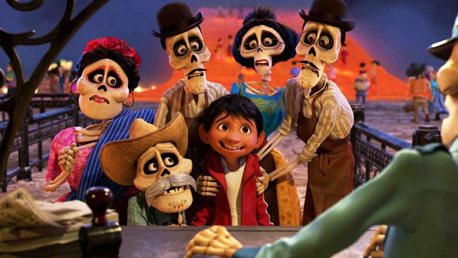 Así es la llegada al mundo de los muertos en 'Coco' | Ver