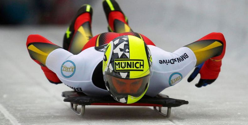 Telediario 1 - Ander Mirambell desvela los riesgos del skeleton