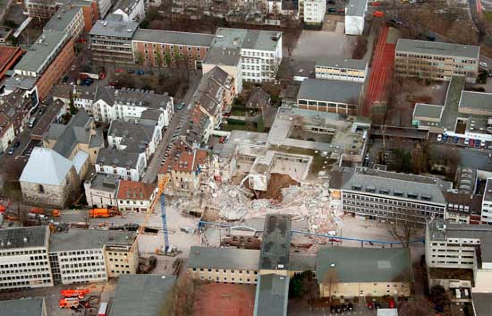 Telediario 2 en cuatro minutos - 03/03/09 | Ver