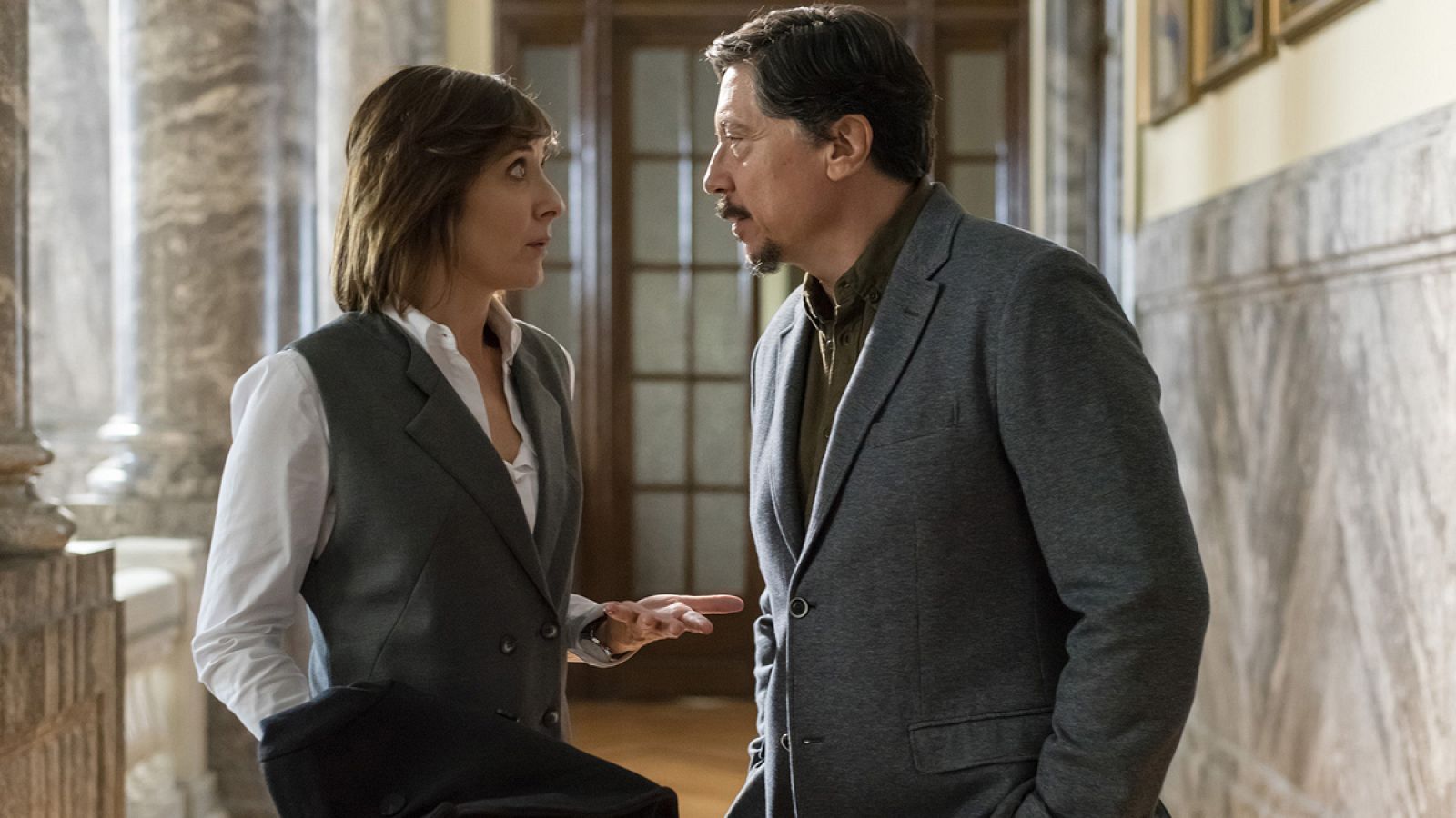 Este martes, la desconfianza aumenta en la casa Fuentes