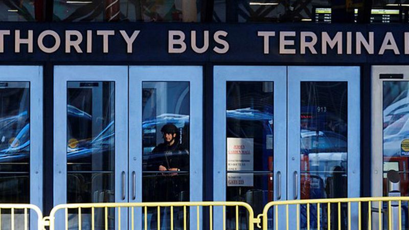 Telediario 2 en cuatro minutos - 11/12/17