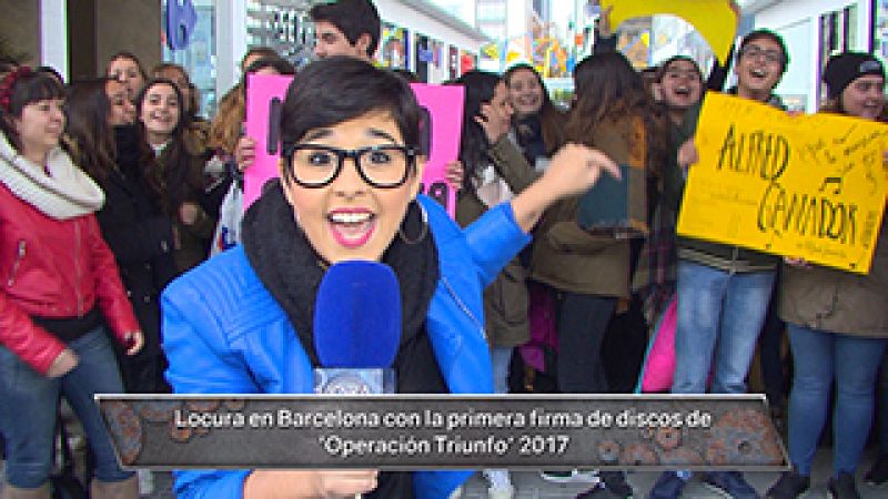 REPOR |  Alejandra no se perdi� la firma de discos de 'OT 2017' �El fen�meno OT ha vuelto!