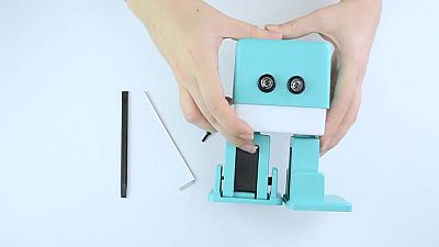 Desmontar la cabeza de Zowi - Zowi, el robot de Clan | Ver