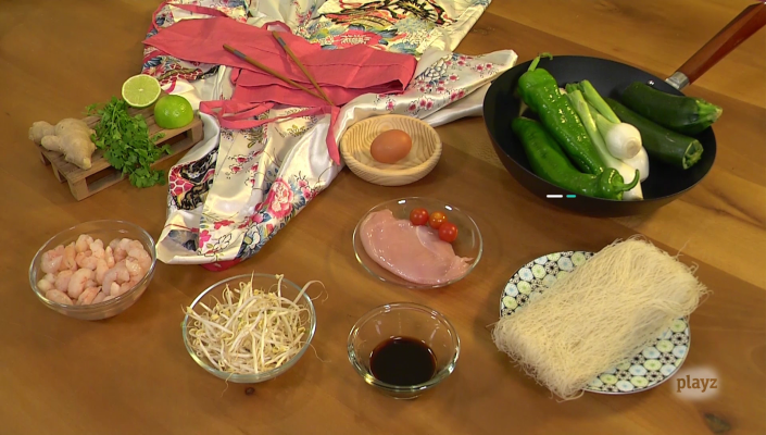 PlayChez - Receta: Wok de pollo y gambas