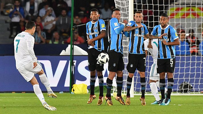  - Cristiano adelanta al Madrid con un gol de falta