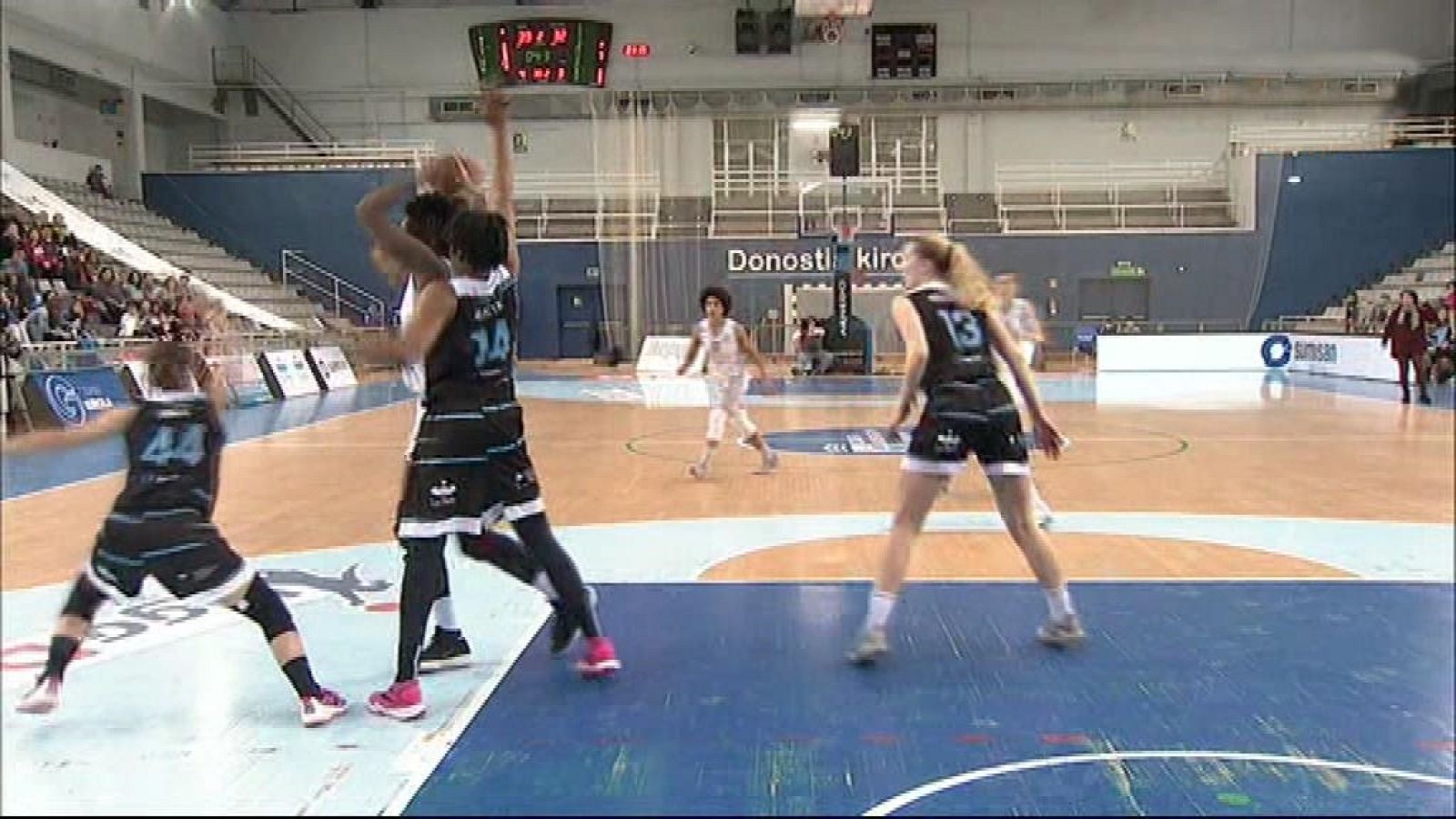 Baloncesto femenino - Liga DIA 12ª jornada: IDK Gipuzcoa - Campus Promete - ver ahora
