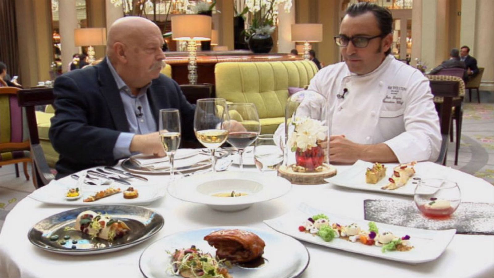 ¡A la buena mesa en Navidad!