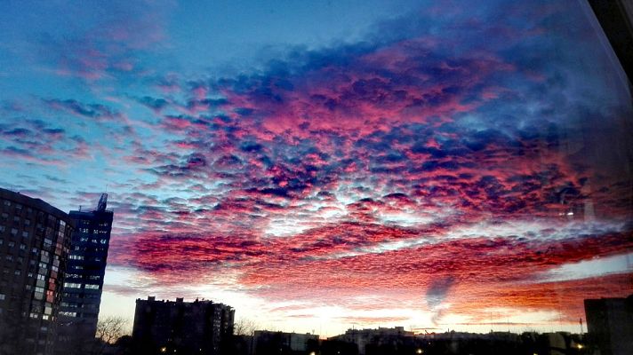 El tiempo - Vientos fuertes en área mediterránea y Pirineos y lluvias en Valencia