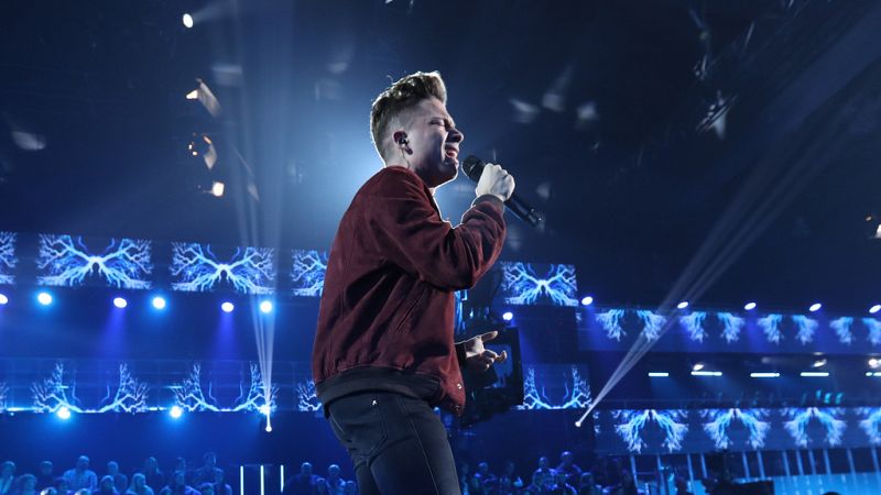 Operaci�n Triunfo - Raoul canta 'Every breath you take' para no ser expulsado en la Gala 8 de OT