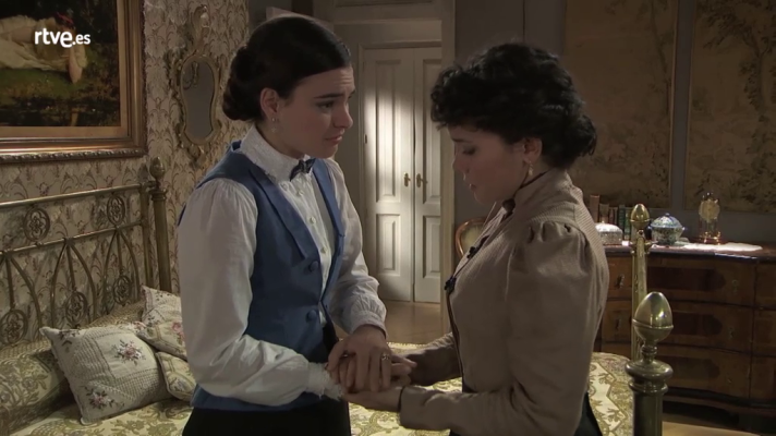 Acacias 38 - Leonor cuenta a Blanca la situación de Diego