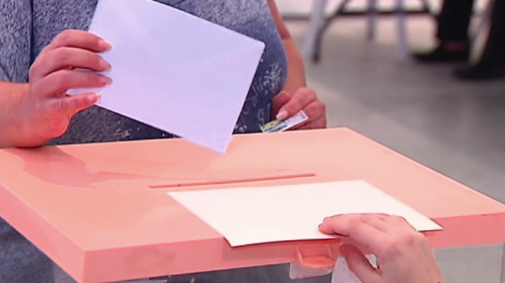 Telediario 1 - Telediario - 15 horas - 19/12/17 - Lengua de signos