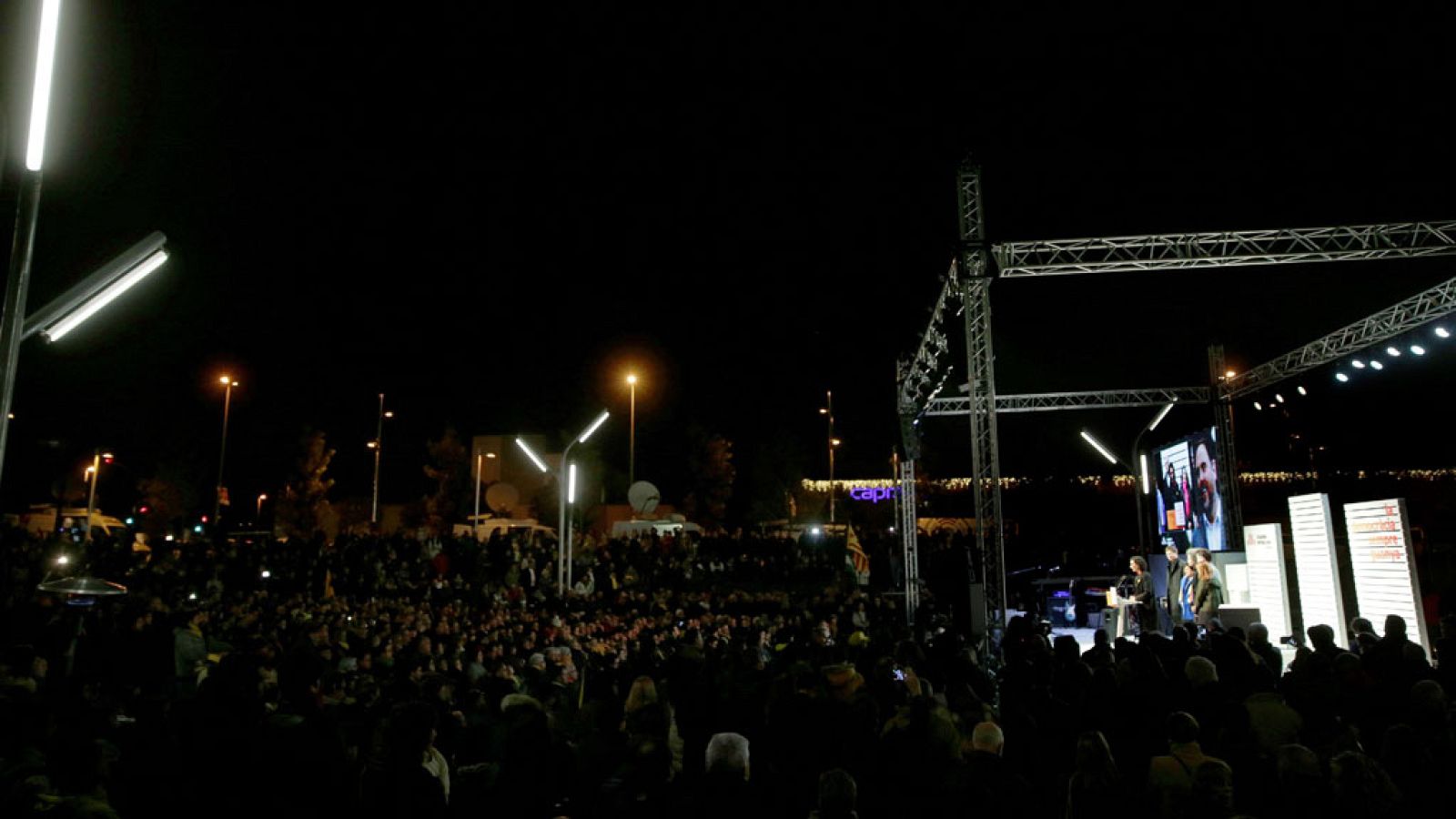 Telediario 2 en cuatro minutos - 19/12/17