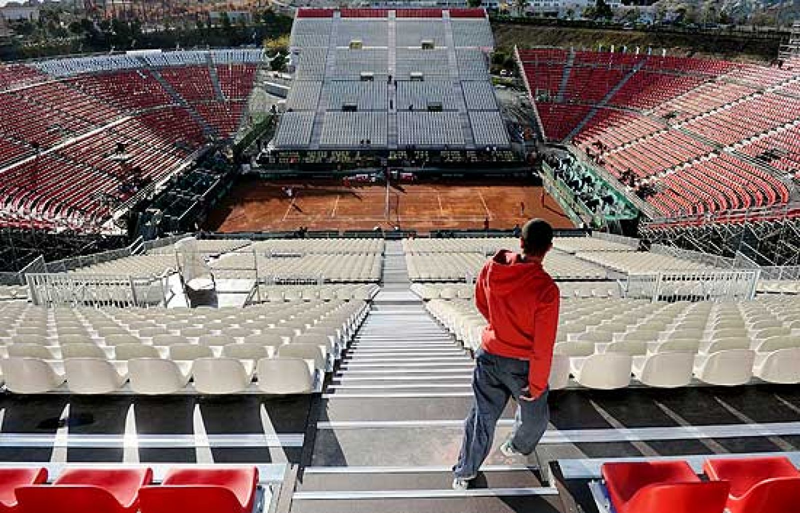 La Davis empieza a manos de Ferrer | Ver