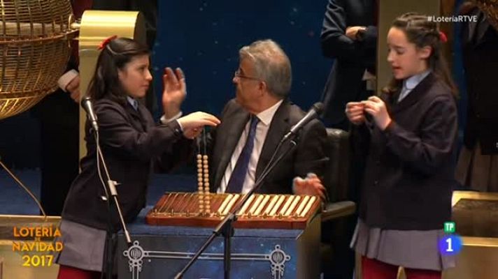 Lotería de Navidad - Lotería de Navidad 2017: 61.207, el segundo cuarto premio