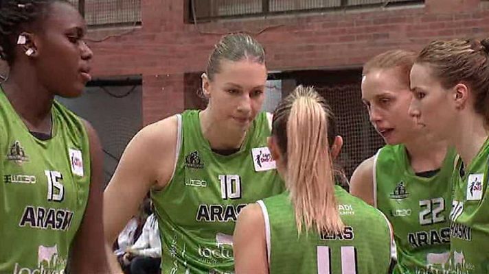 Baloncesto en RTVE - Liga DIA 13ª j.: Snatt's Femení S. Adriá - Lakturale Art A.