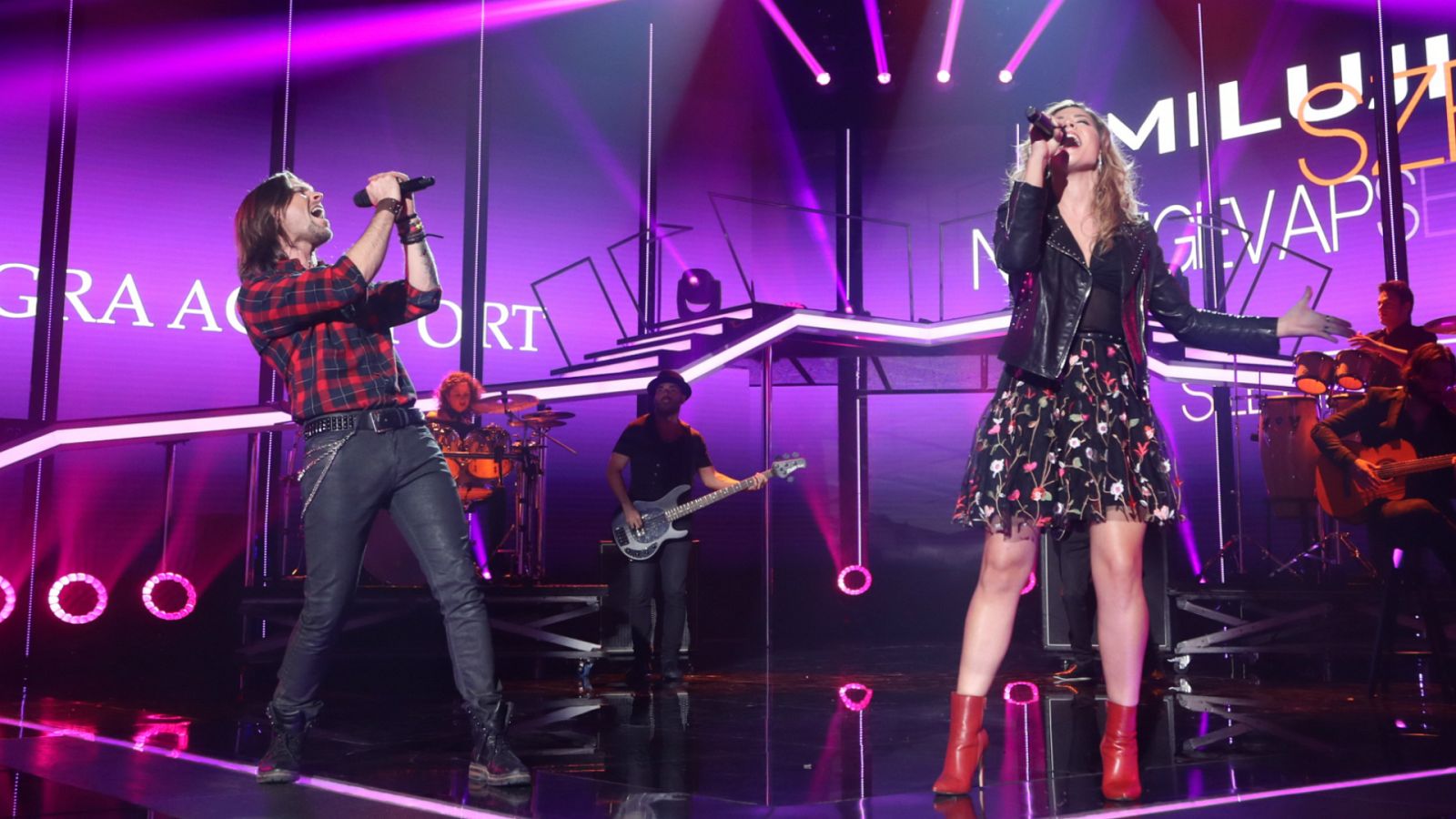 Operación Triunfo - Miriam canta con Javián "Te quiero, te quiero" en la Gala de Navidad de OT