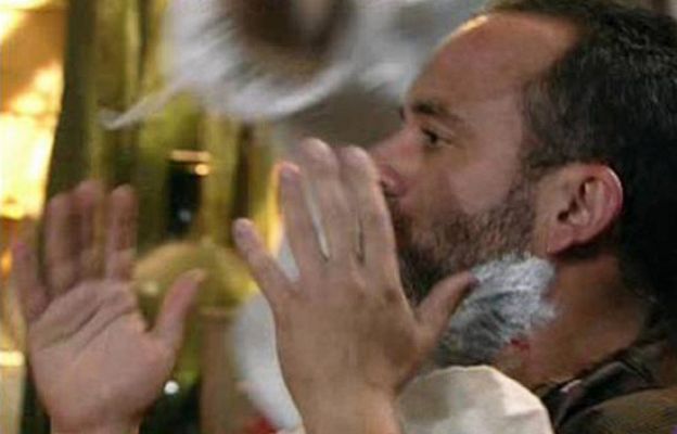 Águila Roja - Minuto de oro del tercer capítulo