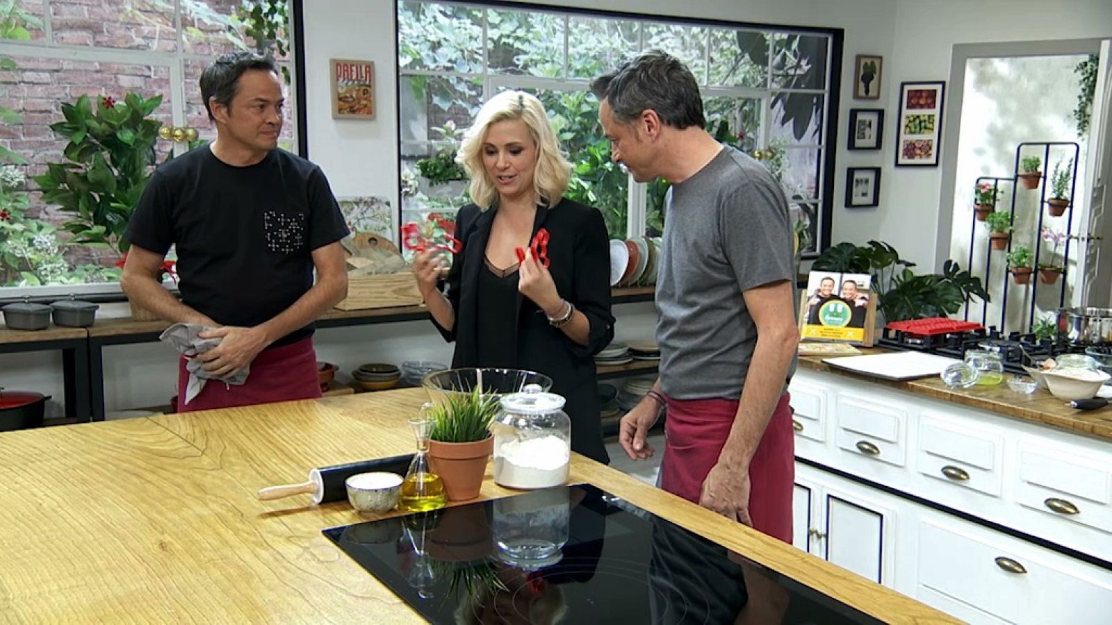 Torres en la cocina - Zarzuela y galletas de jengibre - ver ahora