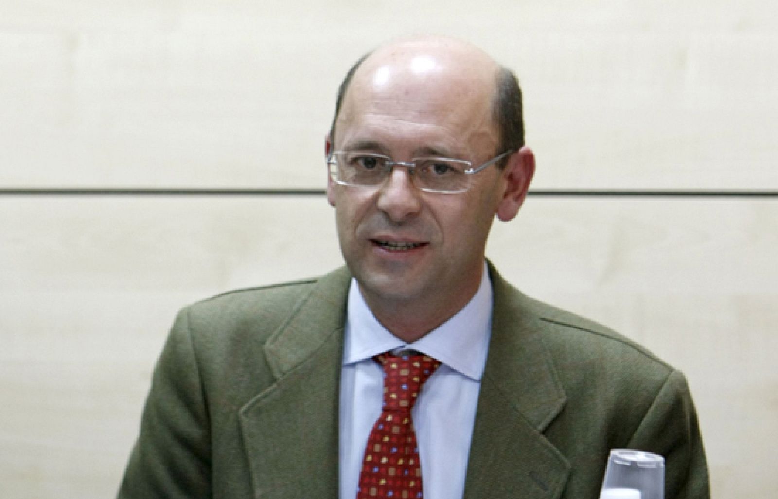 Los alcaldes populares de Pozuelo de Alarcón y Arganda del Rey dimitien | Ver