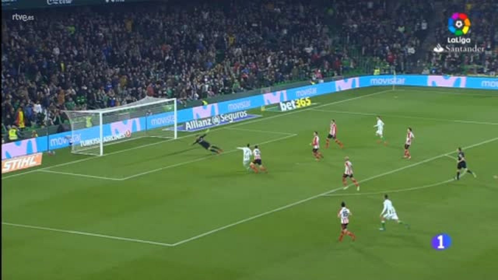 El Comité de Competición se ceba con el Betis | Ver