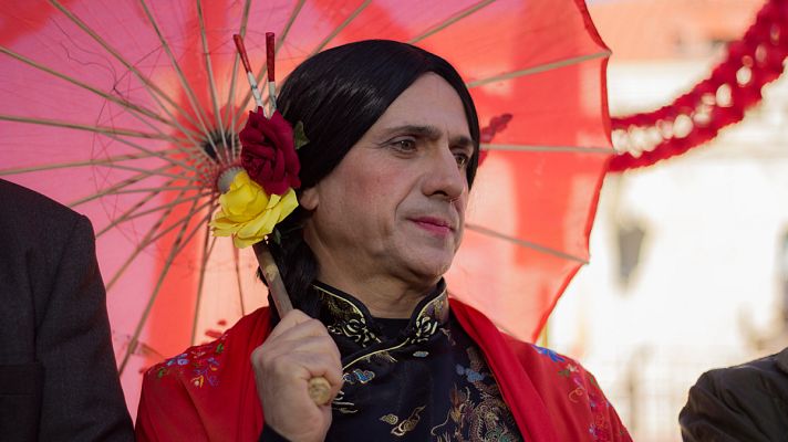 Especiales Nochevieja con José Mota - Mota recibe a los chinos a ritmo de chirigotas