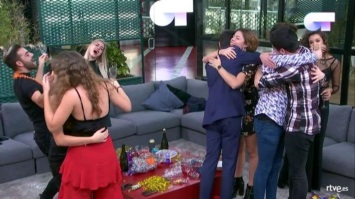 OT 2017 - Los concursantes se emocionan al pasar el fin de año juntos