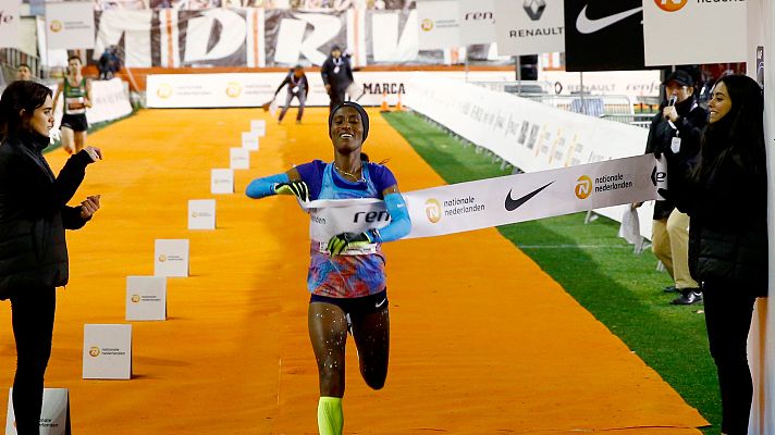 Telediario 1 - Gelete Burka se queda sin récord por culpa de una moto