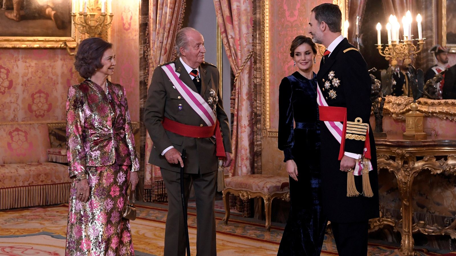 Juan Carlos I asiste a la Pascua Militar por primera vez desde su abdicación