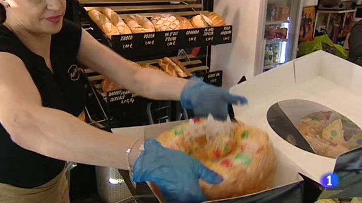 Telediario 1 - Los pasteleros se las ingenian para hacer sus roscones más atractivos