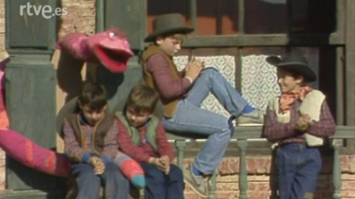 Programas y Concursos en el Archivo de RTVE - Gente menuda, menuda gente - 29/12/1985