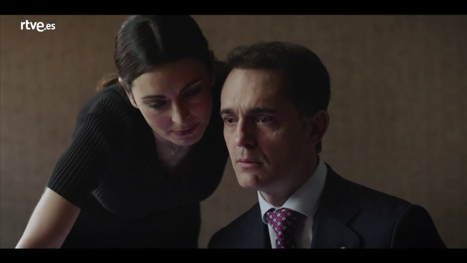 Traicion - Roberto traicionado por Miriam