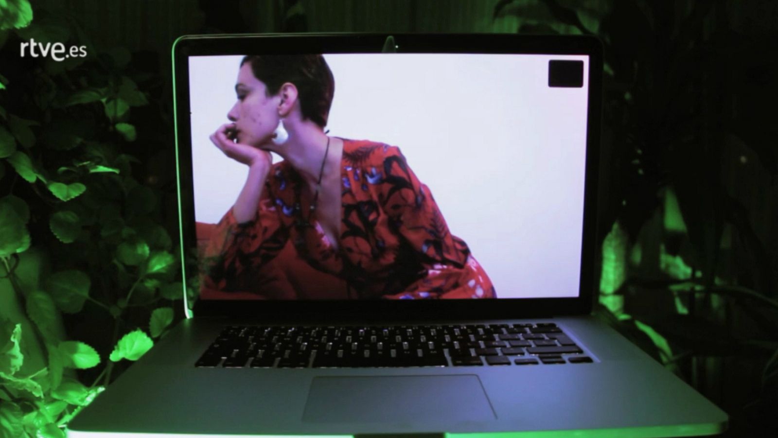 Palabra Voyeur - Las olas. Virginia Woolf - Ver ahora