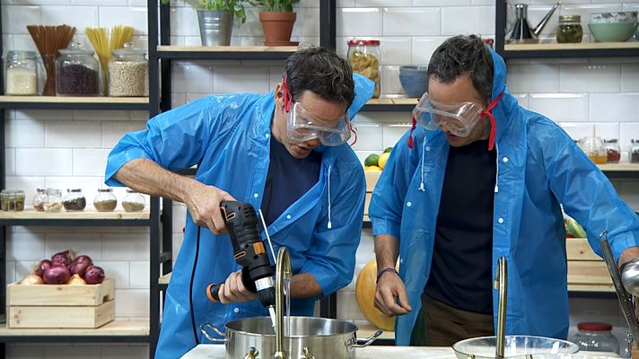 Torres en la cocina - Cardo con mejillones y natillas de mantecados
