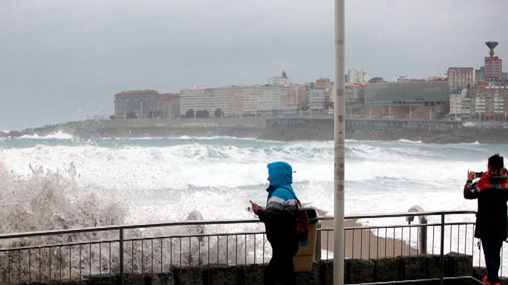 El tiempo - Lluvias fuertes en el Cantábrico y nieve en el centro y el norte