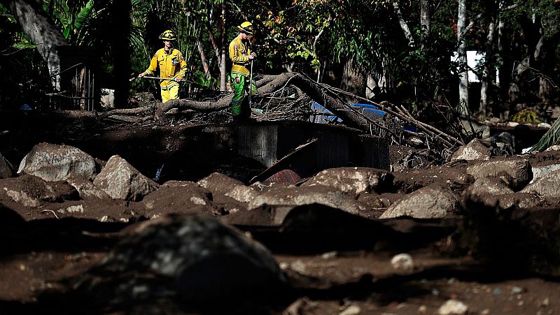 Los aludes de barro matan a una quincena de personas en California