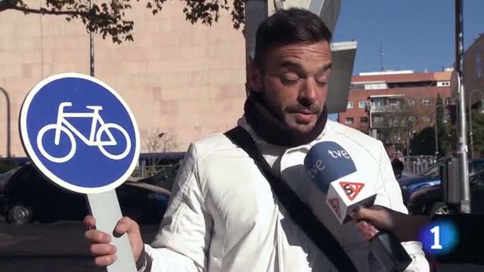 'Seguridad Vital' - 'Señales' - Permitido bicis | Ver